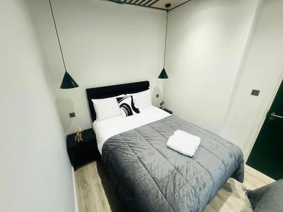 London 99 Apartment Ii, Key Spot, Top City Flat E 0*,