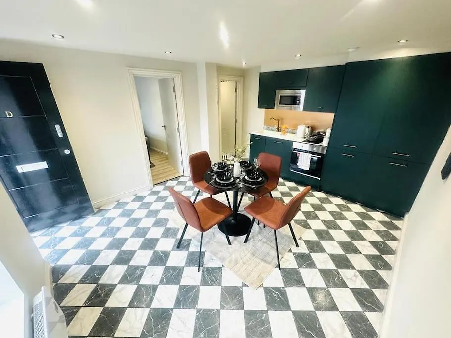 London 99 Apartment Ii, Key Spot, Top City Flat E