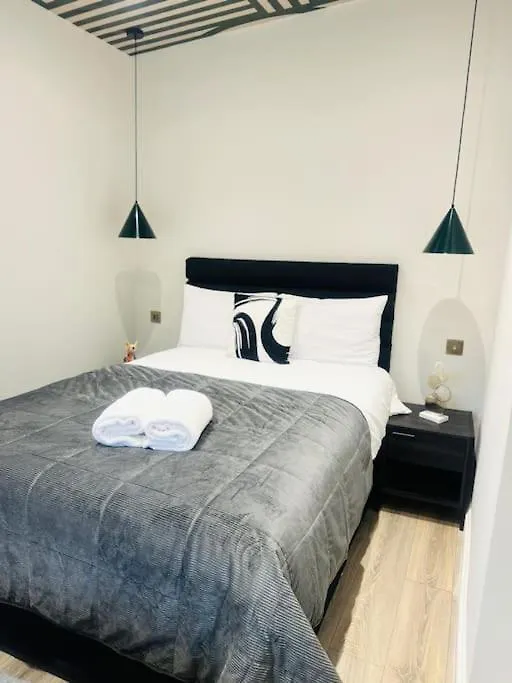London 99 Apartment Ii, Key Spot, Top City Flat E