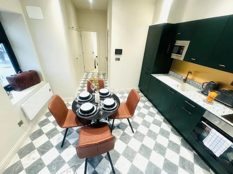 London 99 Apartment Ii, Key Spot, Top City Flat E