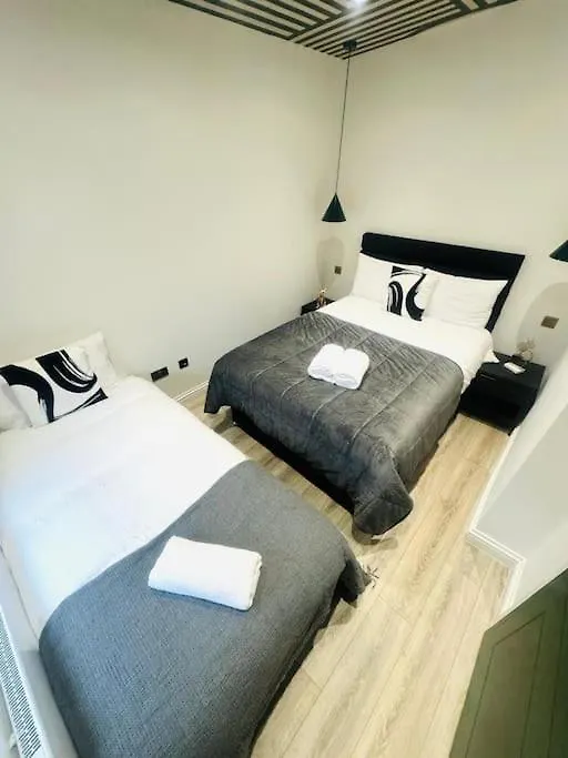 London 99 Apartment Ii, Key Spot, Top City Flat E