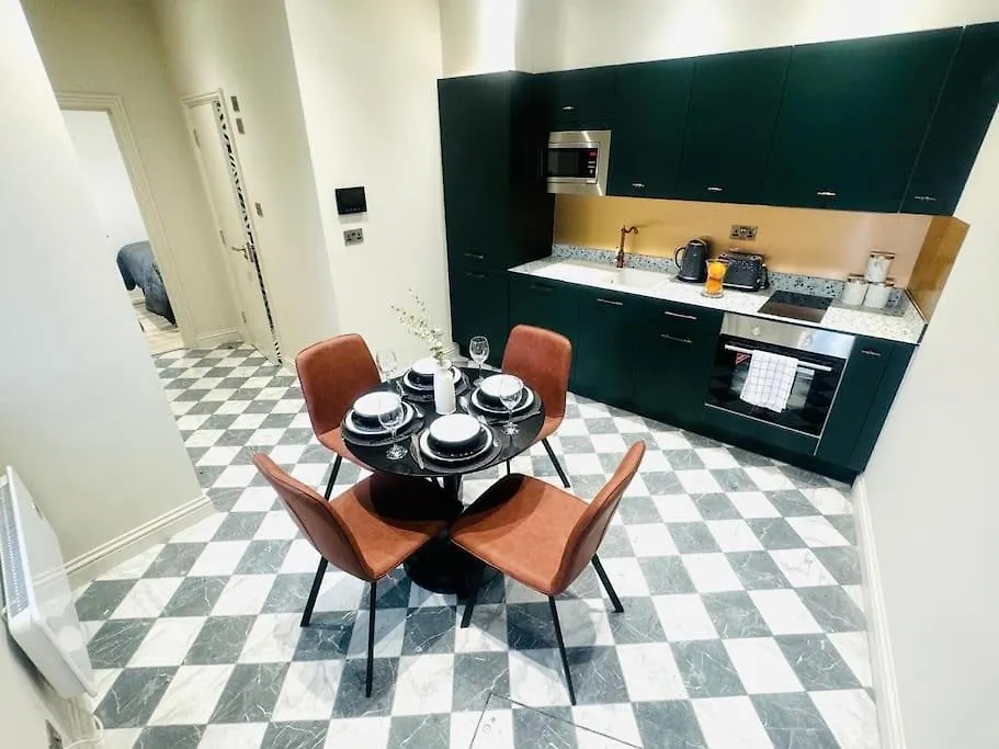London 99 Apartment Ii, Key Spot, Top City Flat E