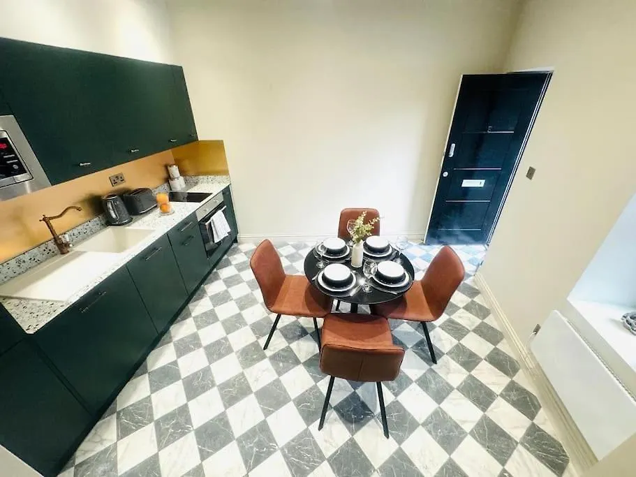 London 99 Apartment Ii, Key Spot, Top City Flat E